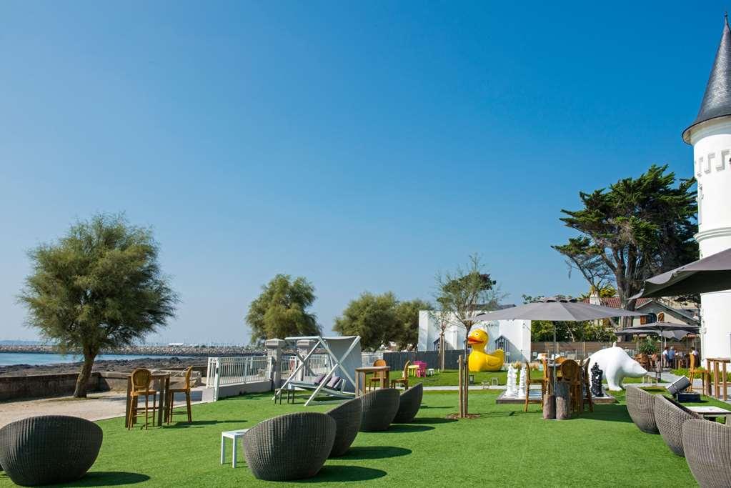 Hotel Chateau Des Tourelles - Relais Thalasso & Spa Pornichet Exterior photo